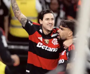 Flamengo pode bater R$ 467,6 milhões em valor de uniforme graças a patrocínios