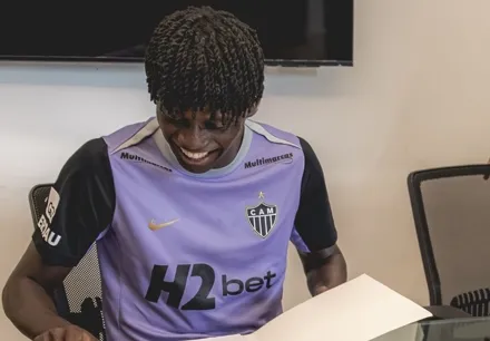 Atlético-MG renova contrato com jovem promessa até 2030