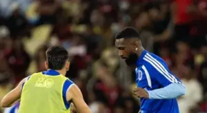 Flamengo cobra R$ 42,7 milhões de Gerson na Justiça