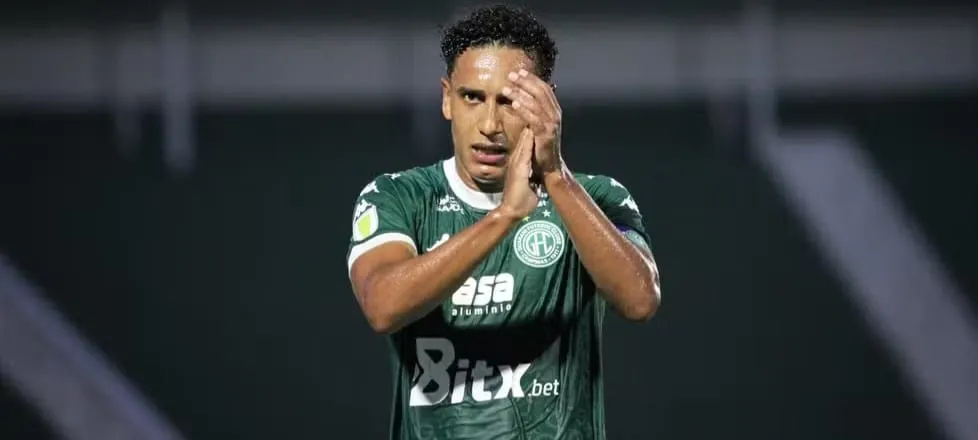 Diogo Mateus em ação pelo Bugre (Foto: Raphael Silvestre-Guarani FC)