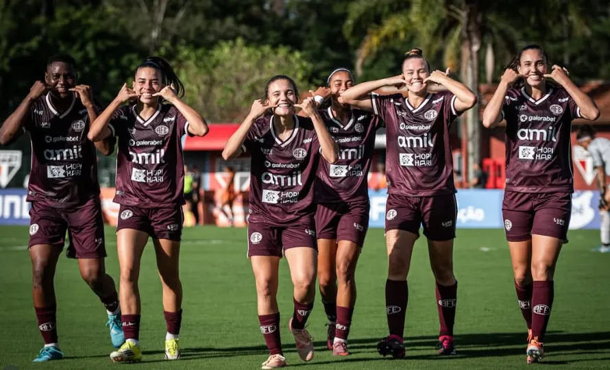 Ferroviaria Feminino