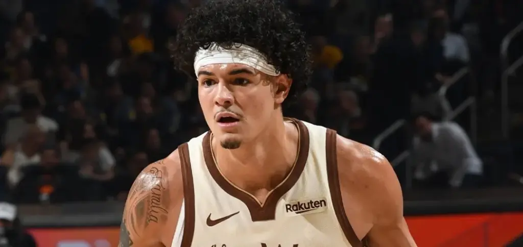 Gui Santos volta a ser decisivo em vitória dos Warriors na NBA