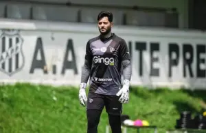 Goleiro da Ponte Preta é o novo reforço do Santa Cruz