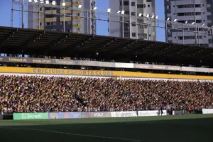 Série B: Chuvas e decreto adiam entre Criciúma e Operário-PR