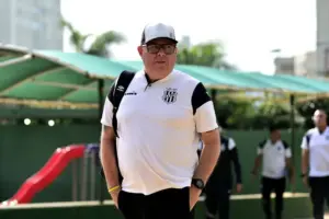 Sem treinador, Inter de Limeira mira ex-CAV e campeão pela Ponte como opções