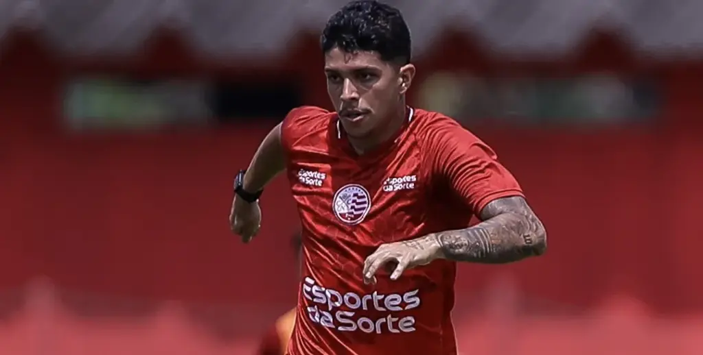 Recém chegado, Felipe Cardoso pode estrear pelo Náutico na Série B