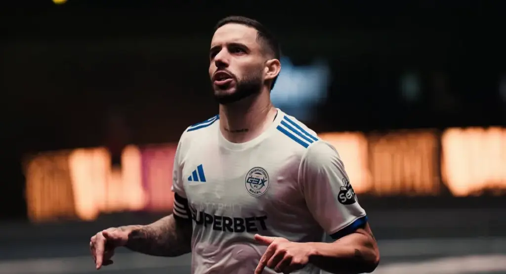 Em noite histórica, Kelvin chega a 100 gols pela Kings League