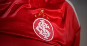 Internacional quita dívida e se aproxima de fim do transfer ban