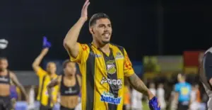 Remo avança por lateral e Grêmio tenta viabilizar negócio