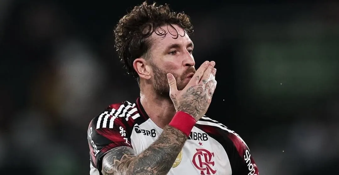 Léo Pereira em ação pelo Flamengo (Foto: Gilvan de Souza-CRF)