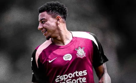 Lingard exalta corinthians e alfineta flaco lopez