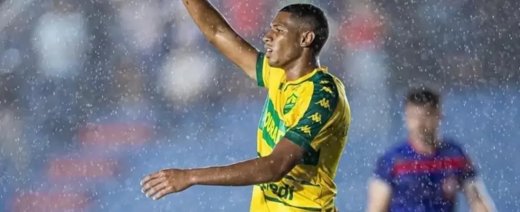 Destaque da base do Cuiabá entra na mira de clubes europeus