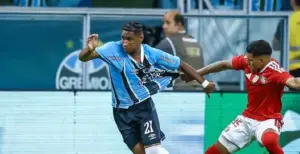 Áudios do VAR do Gre-Nal são divulgados após polêmicas