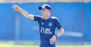 Grêmio aposta em experiência para confirmar título no Gre-Nal