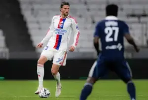FRANCÊS: Endrick no banco e Lyon empata em casa com Paris FC