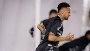 Neymar alerta que troca de técnico não resolve crise no Santos