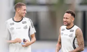 Neymar desfalca treino e vira dúvida no Santos contra o Mirassol