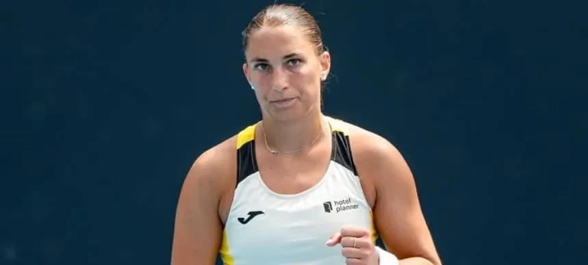 Panna Udvardy em ação (Foto: Divulgação-Australian Open)