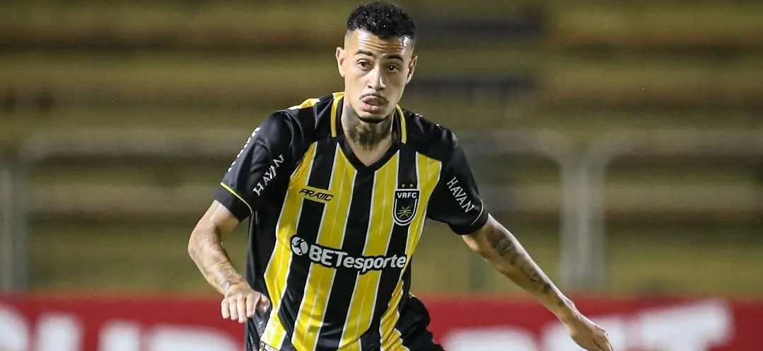 Confiança-SE contrata meia que estava no Volta Redonda-RJ