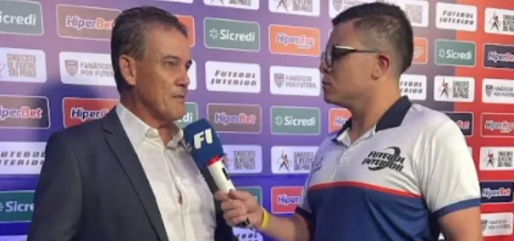 Responsável por 90% da montagem do CAV, Paulo Roberto visa à sequência da temporada 2 Paulo Roberto durante entrevista ao repórter Pedro Lino, do Portal Futebol Interior