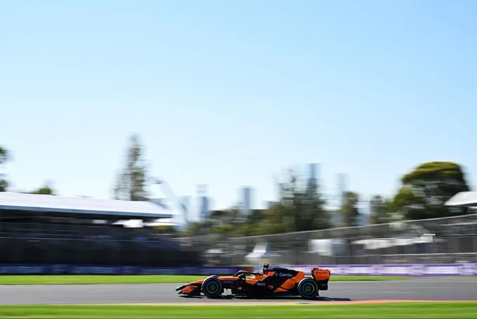 Piastri exalta MC Laren no GP da Australia