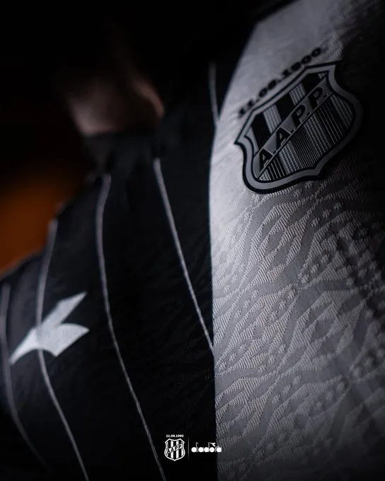 Ponte Preta divulga novos uniformes 2