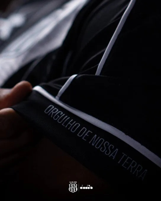 Ponte Preta divulga novos uniformes 3