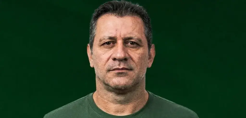 Uberlândia oficializa acerto com o técnico Rogério Henrique