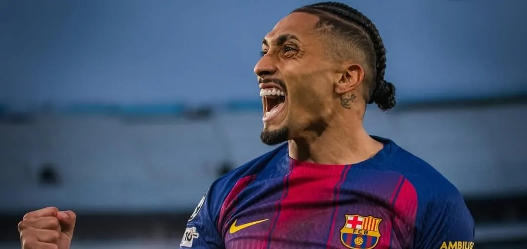 Raphinha celebra gol contra o Newcastle (Foto: Divulgação-FC Barcelona)