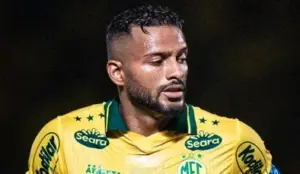 Sem gols ou assistências, Reinaldo enfrenta fase difícil no Mirassol