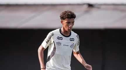 Santos enfrenta impasse com Robinho Jr. sobre renovação