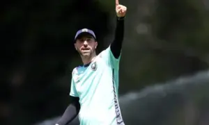 Botafogo enfrenta o Athletico-PR com mudanças