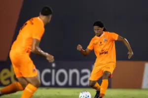 Nova Iguaçu 1 (4) x (3) 1 Lagarto-SE - Classificação nos pênaltis na Copa do Brasil