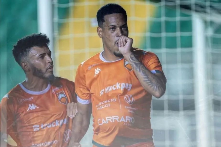 CATARINENSE: Camboriú vence o Criciúma e sai na frente na final da Taça Acesc 70 anos (Foto: Wellington Peixe/Camboriú)