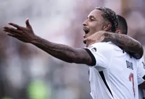 Vasco 2 x 1 Grêmio - Cruzmaltino de Renato de Gaúcho faz nova vítima