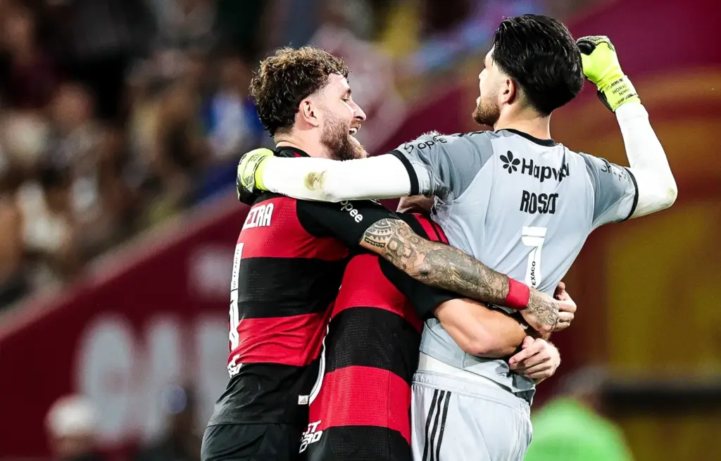 Rossi lembra de Filipe Luís após título do Flamengo: ‘Também é dele’