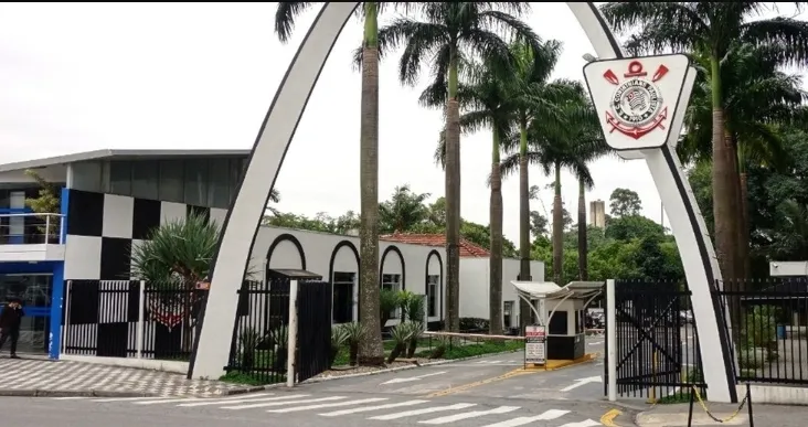 Corinthians segue com problemas financeiros