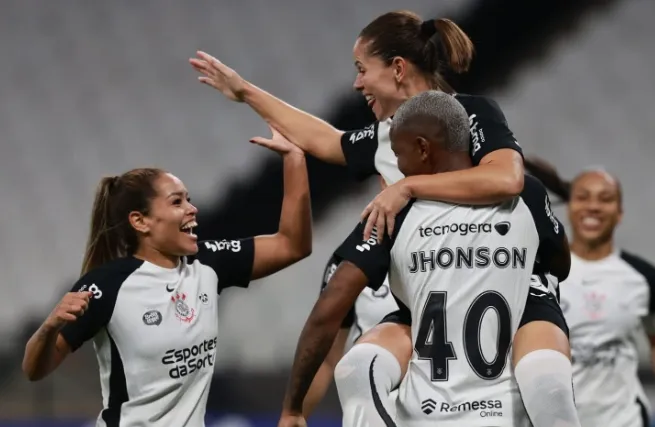 Corinthians volta ao G8 do Brasileirão Feminino