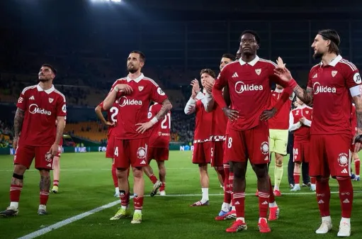 Sevilla ira reembolsar torcedores