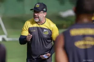 Destaque do Novorizontino, Robson pede 'humildade' diante do Jacuipense (Foto: Novorizontino)