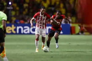 Atacante do Náutico, Todinho promete 'volta por cima' após vice