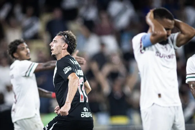 Vasco bate fluminense nos acrescimos 2