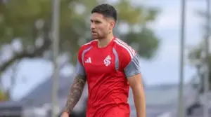 Internacional afunda na tabela e Villagra segue sem espaço