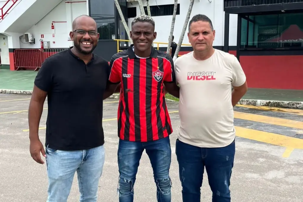 Reforço do Vitória, destaque da Juazeirense aparece no Barradão 2 Reforço do Vitória, destaque da Juazeirense aparece no Barradão (Foto: Divulgação)