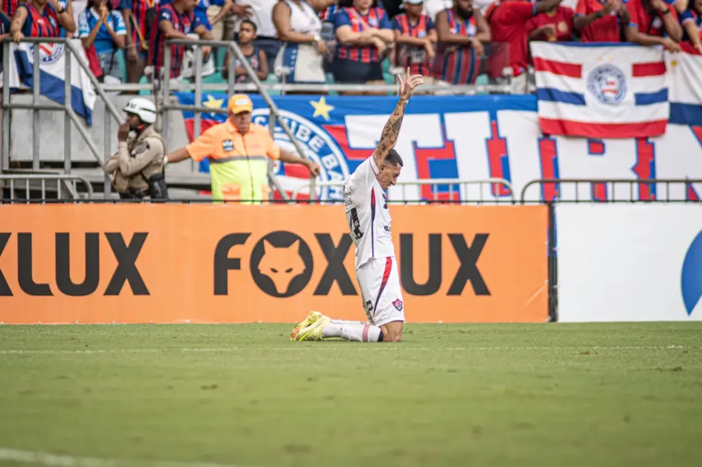 Bahia 2x1 Vitória - Tricolor vira e conquista 52º título do Campeonato Baiano (Foto: Victor Ferreira/ECV)