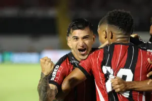 Botafogo 4 x 0 Fortaleza - Pantera é avassaladora e derruba invencibilidade do Leão