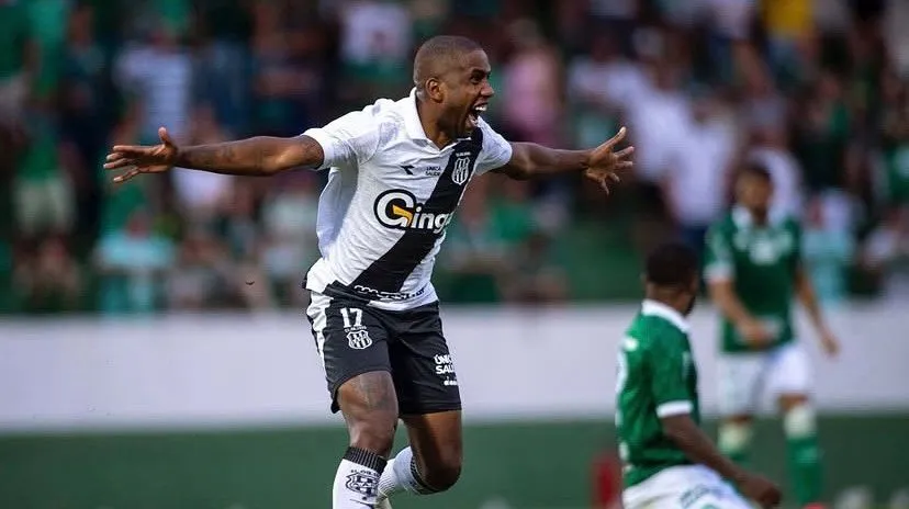 Jonas Toró é o novo reforço da Portuguesa para a Série D