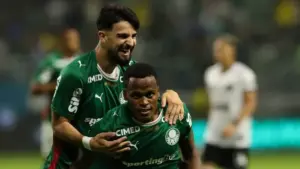 Abel comemora primeiro gol de Arias pelo Palmeiras