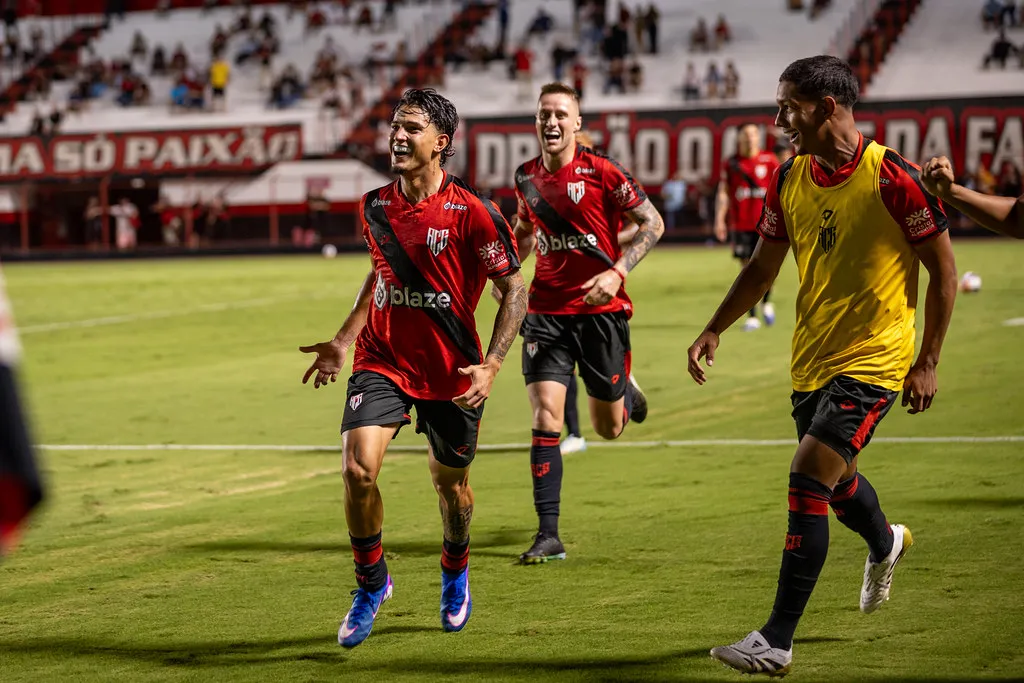 Atlético-GO vence Anápolis Copa Verde