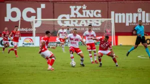 Vila Nova-GO 2 x 2 CRB-AL - CRB empata nos acréscimos e frustra Vila na estreia da Série B